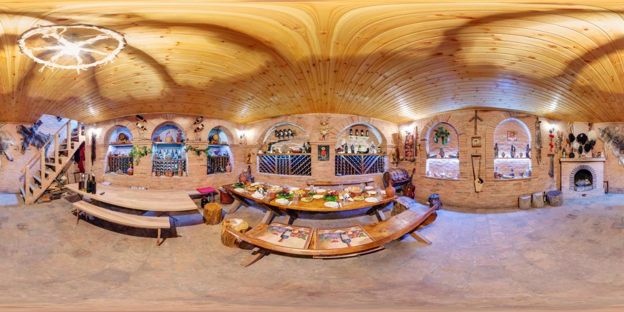 דירות טביליסי Apartament Old Yard מראה חיצוני תמונה