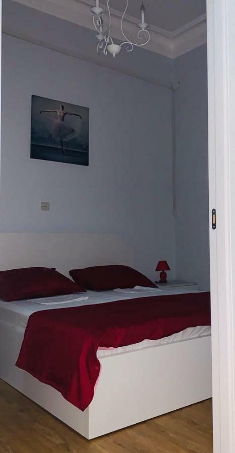 דירות טביליסי Apartament Old Yard מראה חיצוני תמונה